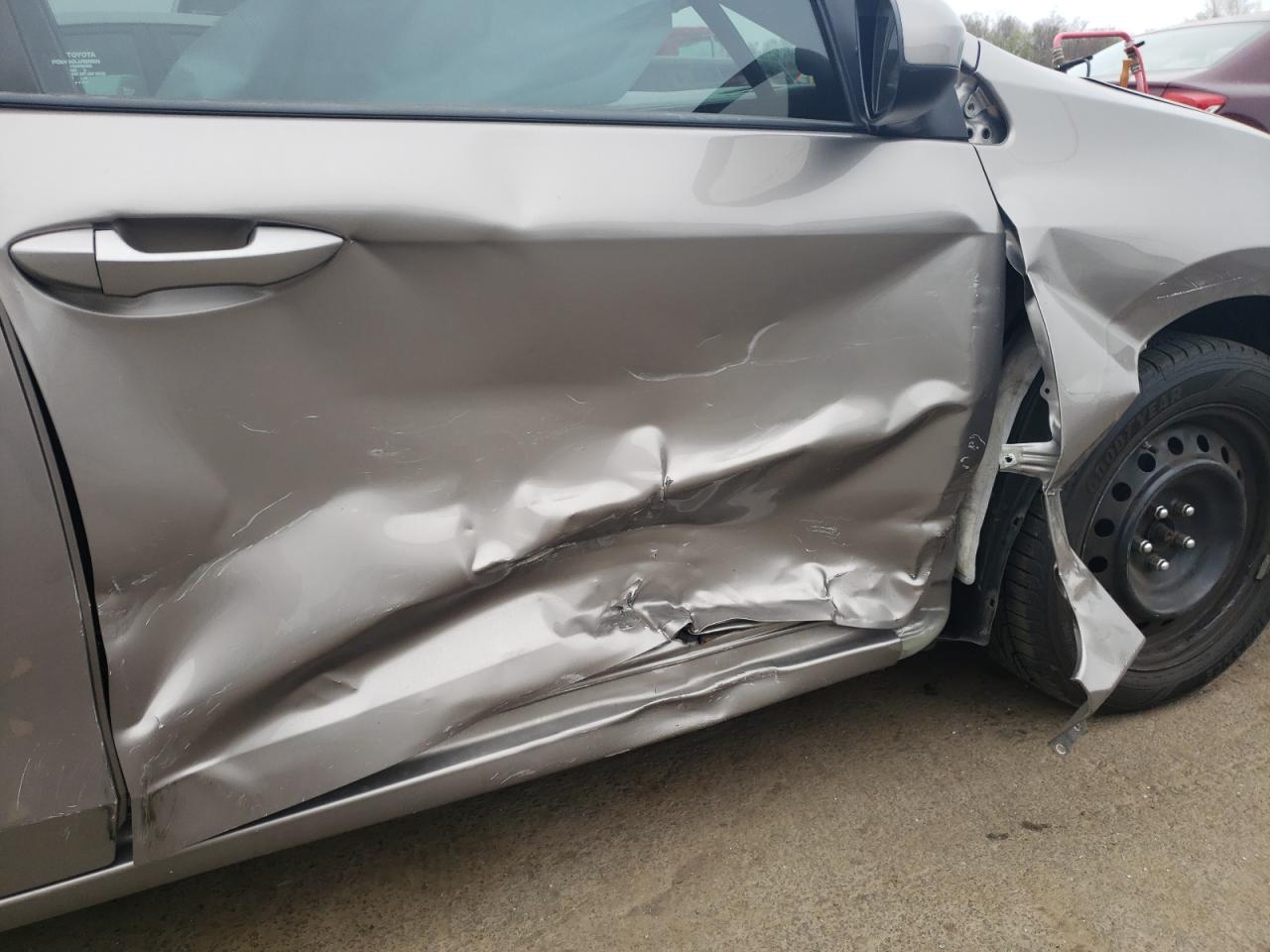 Photo 9 from auction – 2016 TOYOTA COROLLA L with VIN 2T1BURHE4GC732701