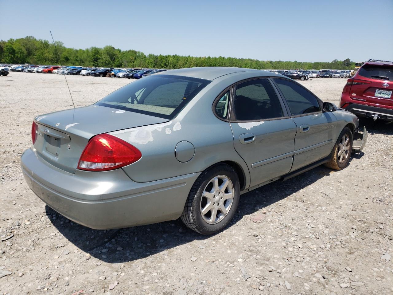 Photo 4 from auction – 2006 FORD TAURUS SEL with VIN 1FAFP56U56A204704