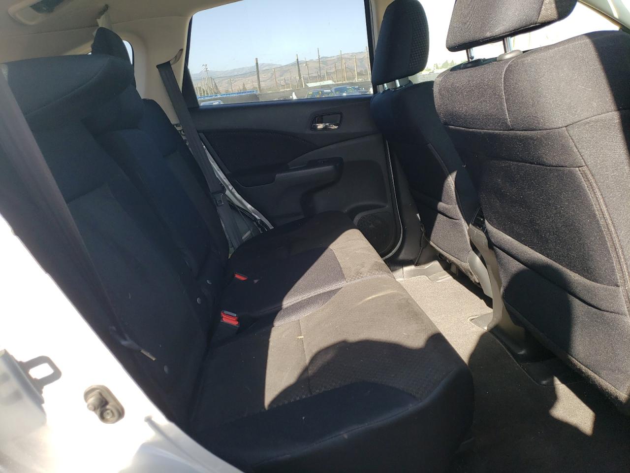 Photo 6 from auction – 2016 HONDA CR-V EX with VIN 2HKRM3H58GH549102