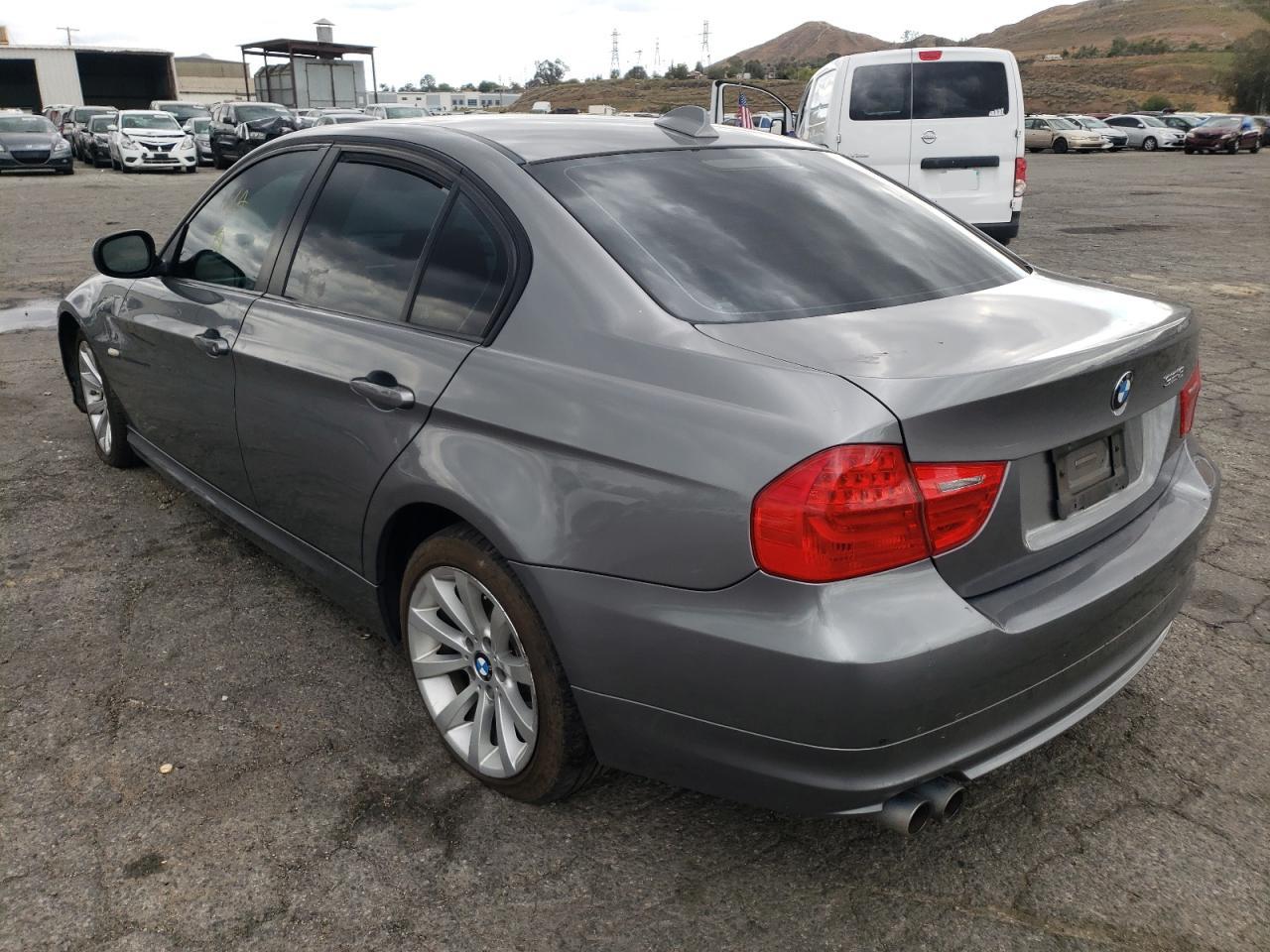 Photo 3 from auction – 2010 BMW 328 I SULE with VIN WBAPH5G52ANM34489