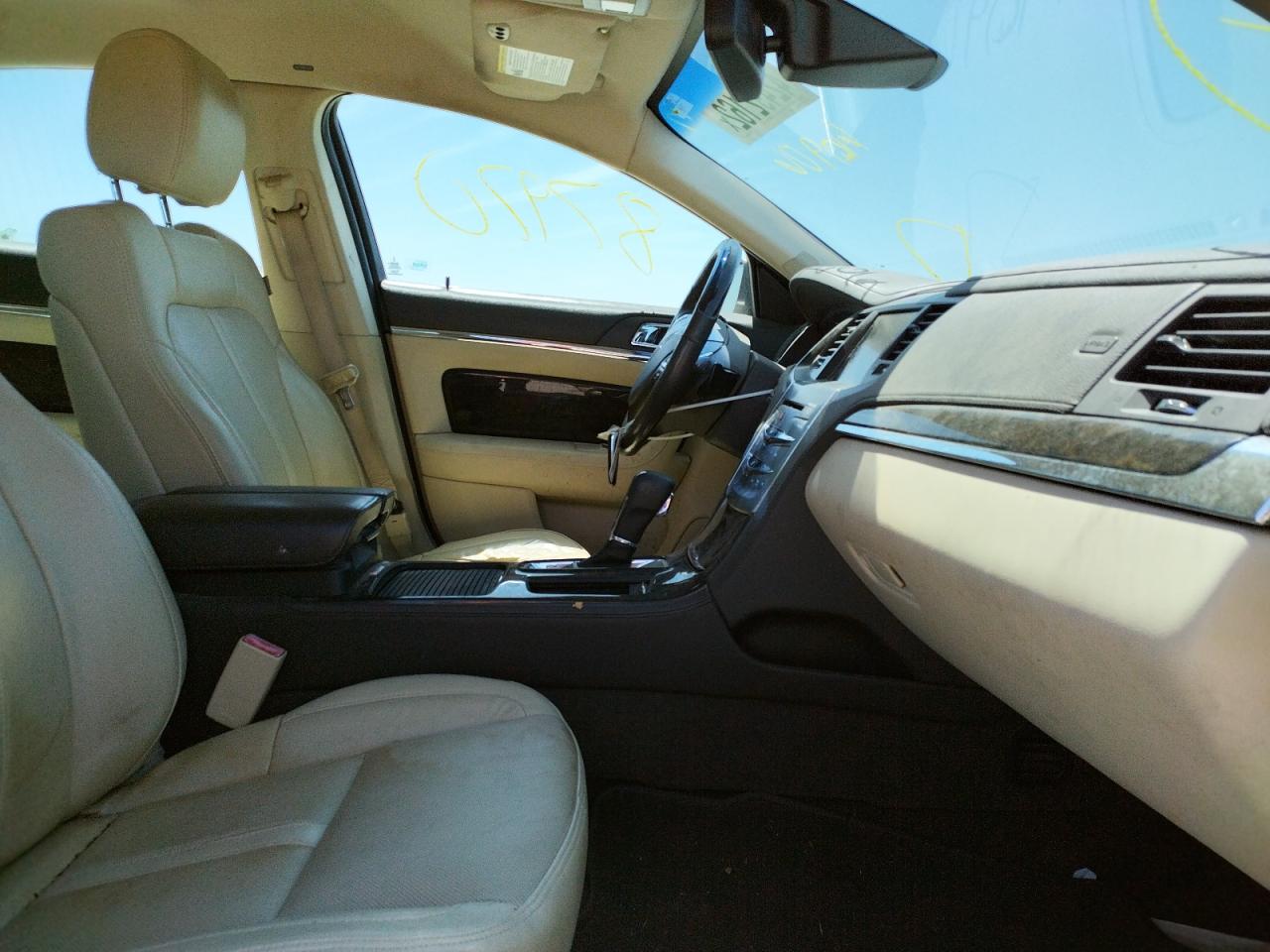 Photo 5 from auction – 2014 LINCOLN MKS with VIN 1LNHL9DK0EG610906