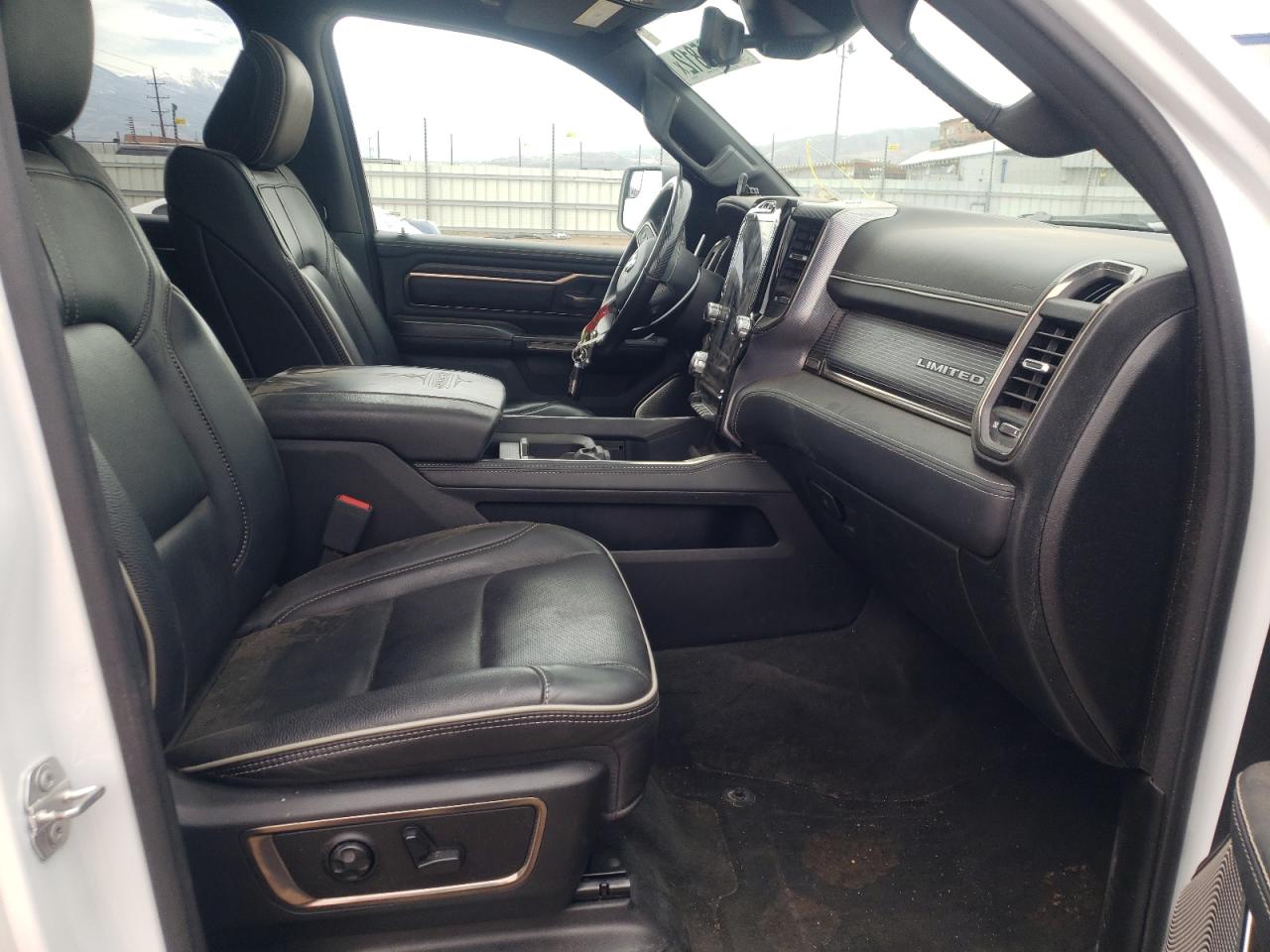 Photo 5 from auction – 2021 RAM 1500 LIMIT with VIN 1C6SRFHT0MN586330