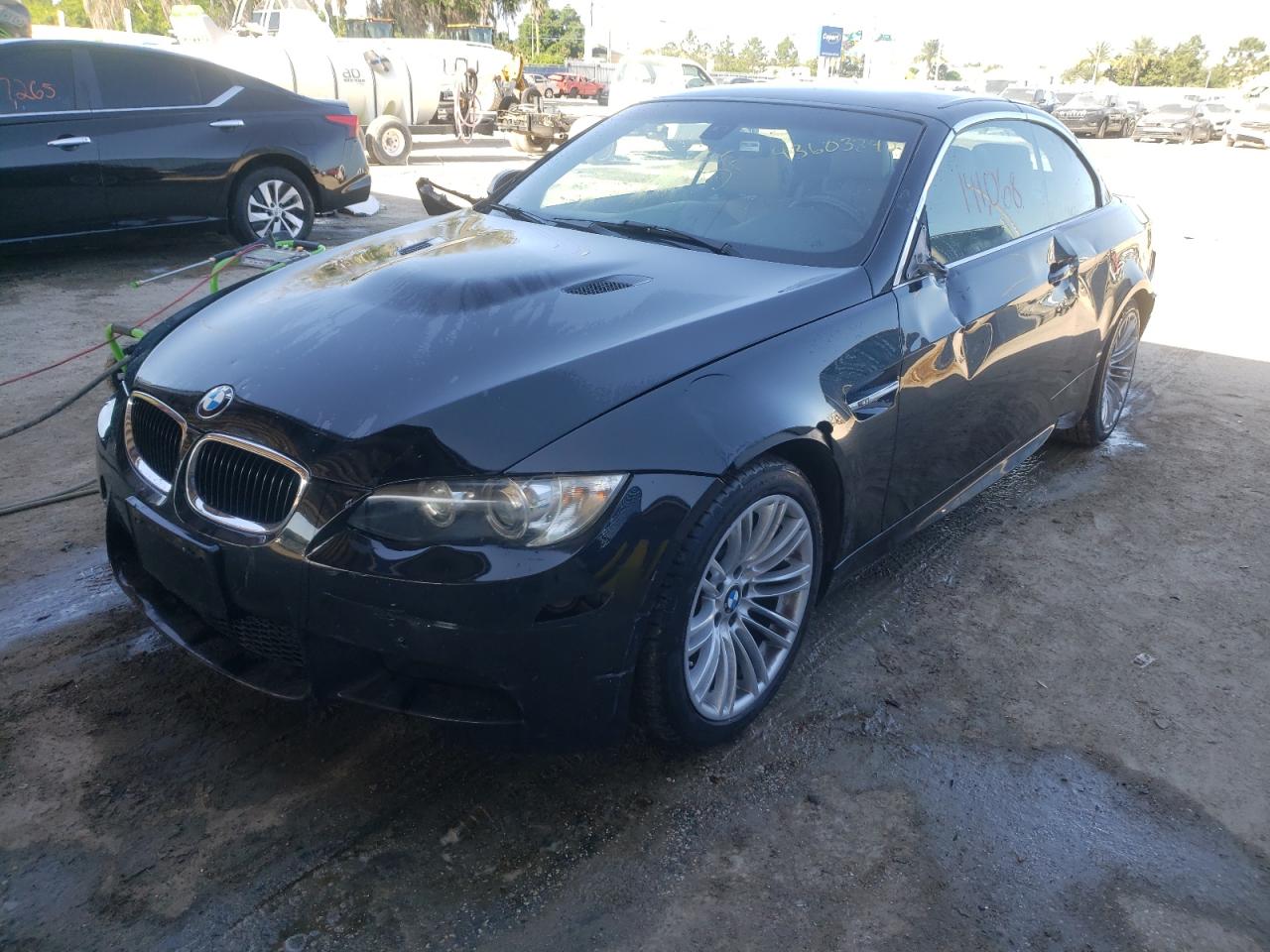 Photo 2 from auction – 2011 BMW M3 with VIN WBSDX9C57BE399416