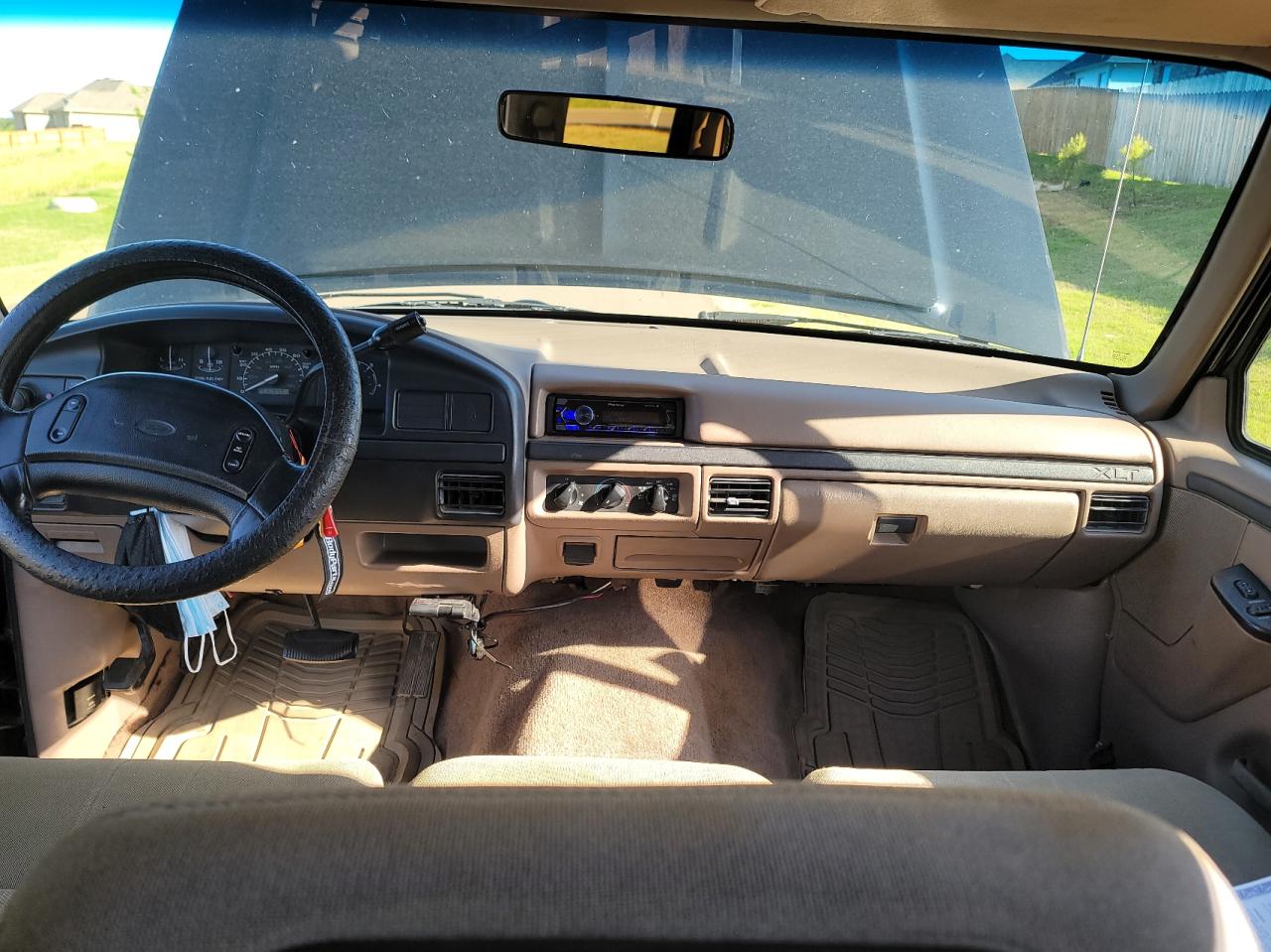 Photo 9 from auction – 1997 FORD F350 with VIN 1FTJW35F3VEA36891