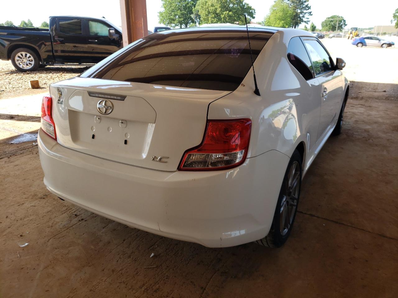 Photo 4 from auction – 2013 TOYOTA SCION TC with VIN JTKJF5C73D3045228