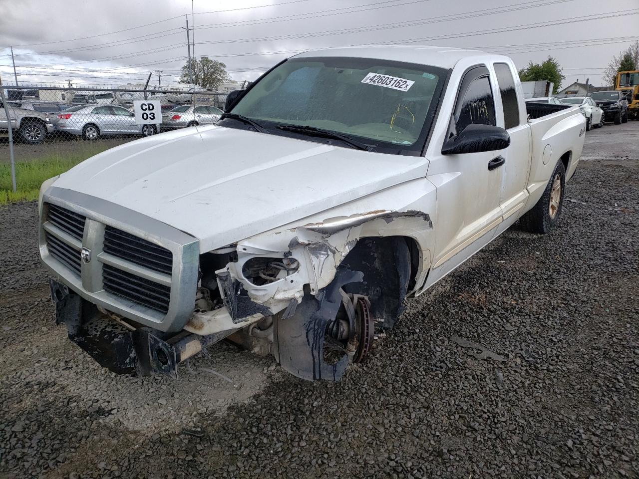 Photo 2 from auction – 2005 DODGE DAKOTA SLT with VIN 1D7HW42N05S127513