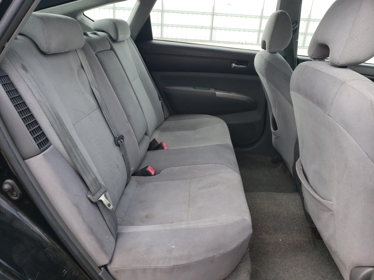 Photo 6 from auction – 2005 TOYOTA PRIUS with VIN JTDKB20U253061390
