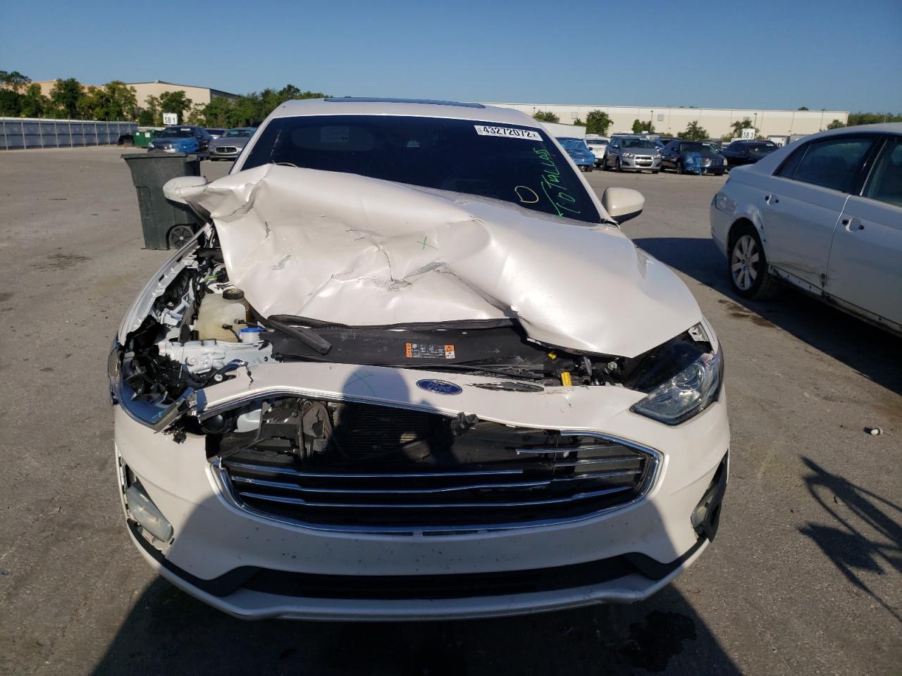 Photo 9 from auction – 2019 FORD FUSION SE with VIN 3FA6P0HD5KR127901