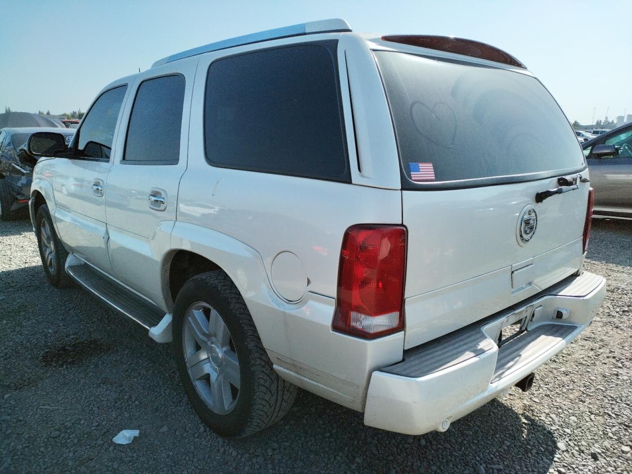 Photo 3 from auction – 2003 CADILLAC ESCALADE L with VIN 1GYEC63TX3R221993