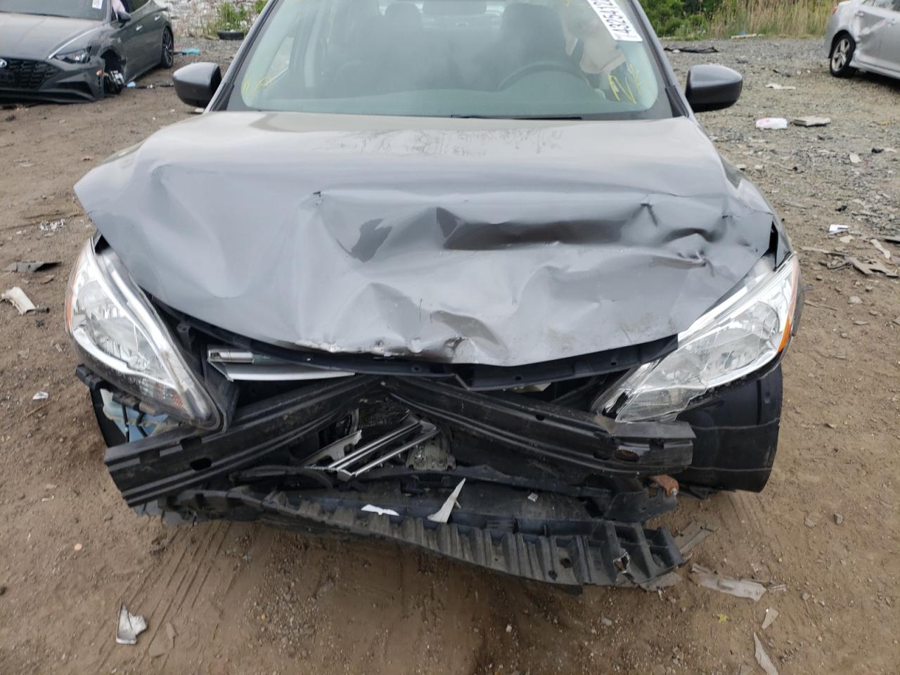 Photo 9 from auction – 2015 NISSAN SENTRA S with VIN 3N1AB7AP1FL674823
