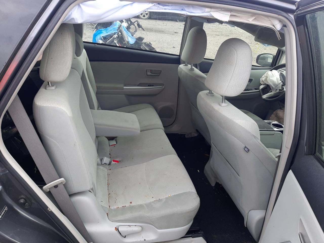 Photo 6 from auction – 2012 TOYOTA PRIUS V with VIN JTDZN3EU6C3166158