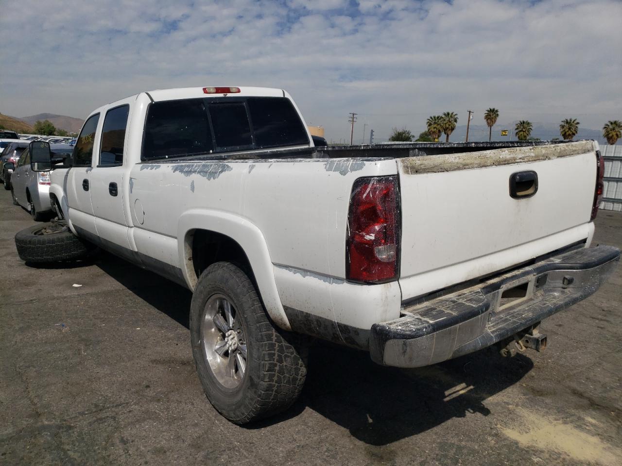 Photo 3 from auction – 2006 CHEVROLET SILVERADO with VIN 1GCHC23U46F111127