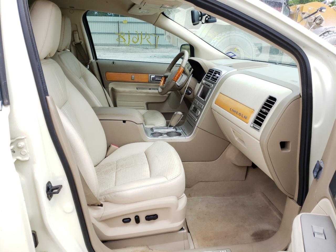 Photo 5 from auction – 2007 LINCOLN MKX with VIN 2LMDU68C47BJ26488