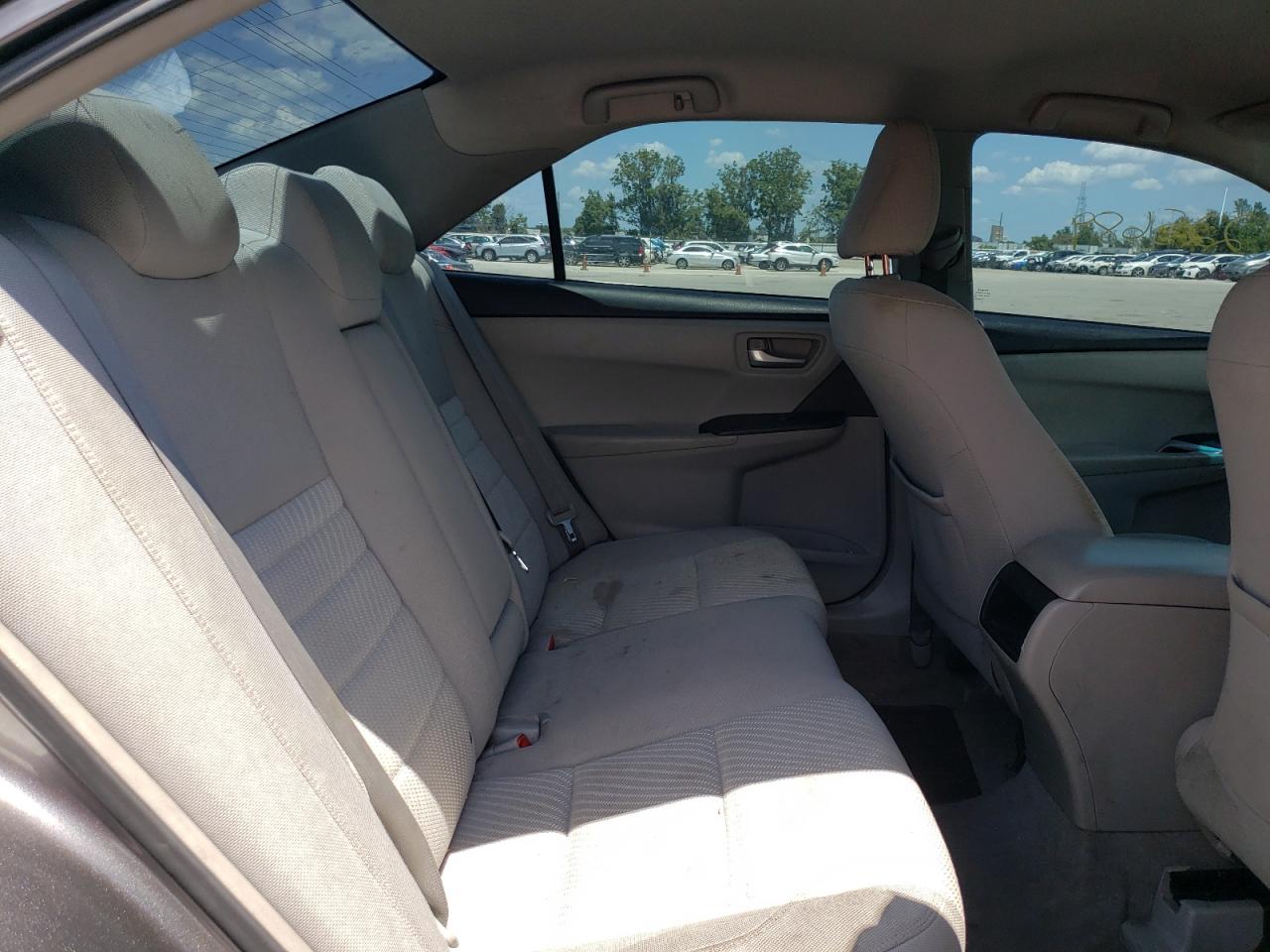 Photo 6 from auction – 2016 TOYOTA CAMRY LE with VIN 4T1BF1FK5GU139285