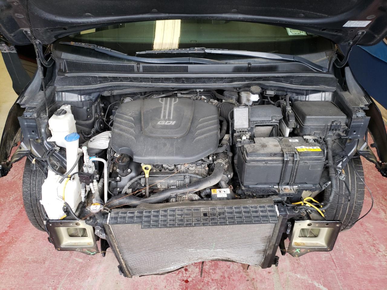 Photo 7 from auction – 2015 KIA SEDONA EX with VIN KNDMC5C18F6060477