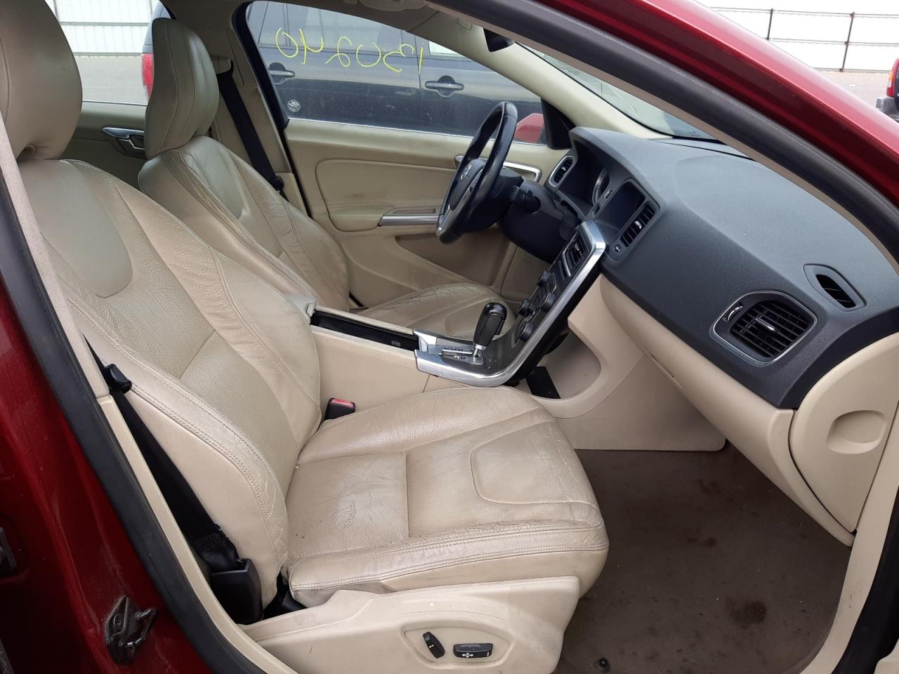 Photo 5 from auction – 2012 VOLVO S60 T5 with VIN YV1622FSXC2054692
