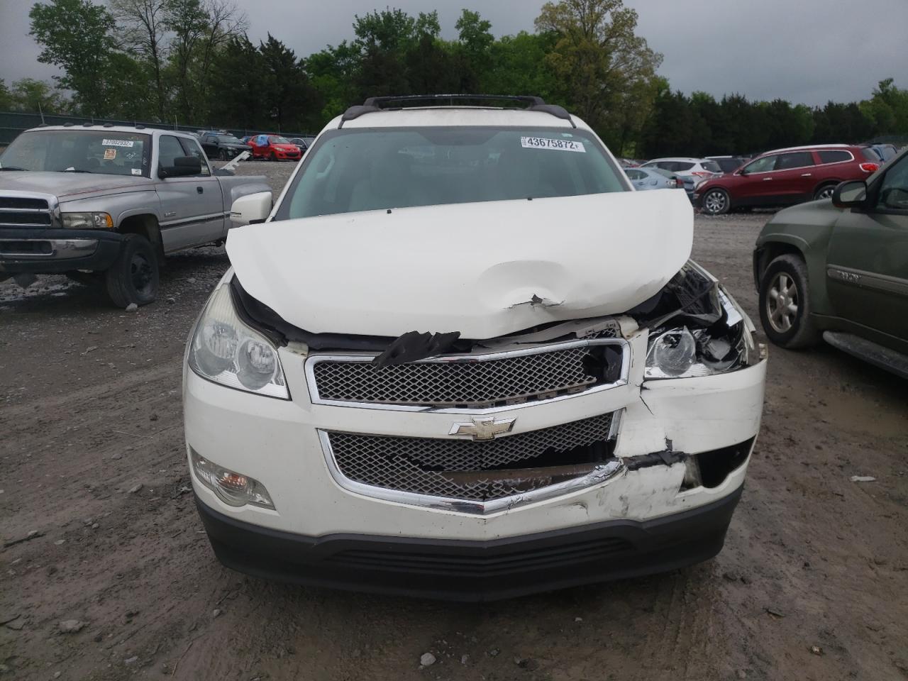 Photo 9 from auction – 2011 CHEVROLET TRAVERSE L with VIN 1GNKRLED7BJ353450