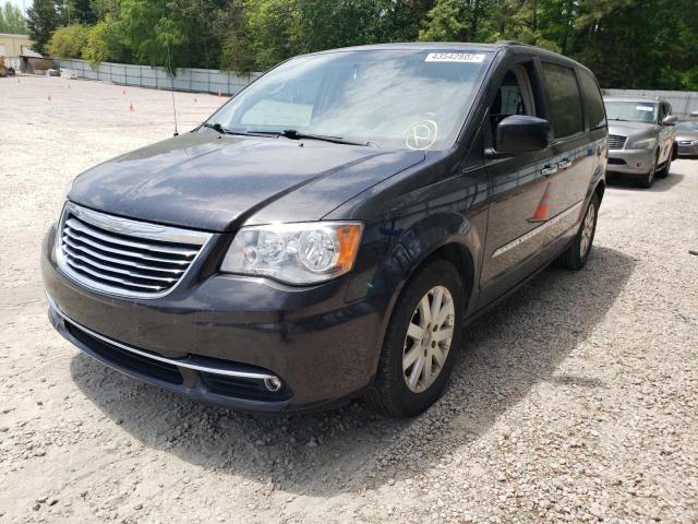 Photo 2 from auction – 2015 CHRYSLER TOWN & COU with VIN 2C4RC1BG9FR562640