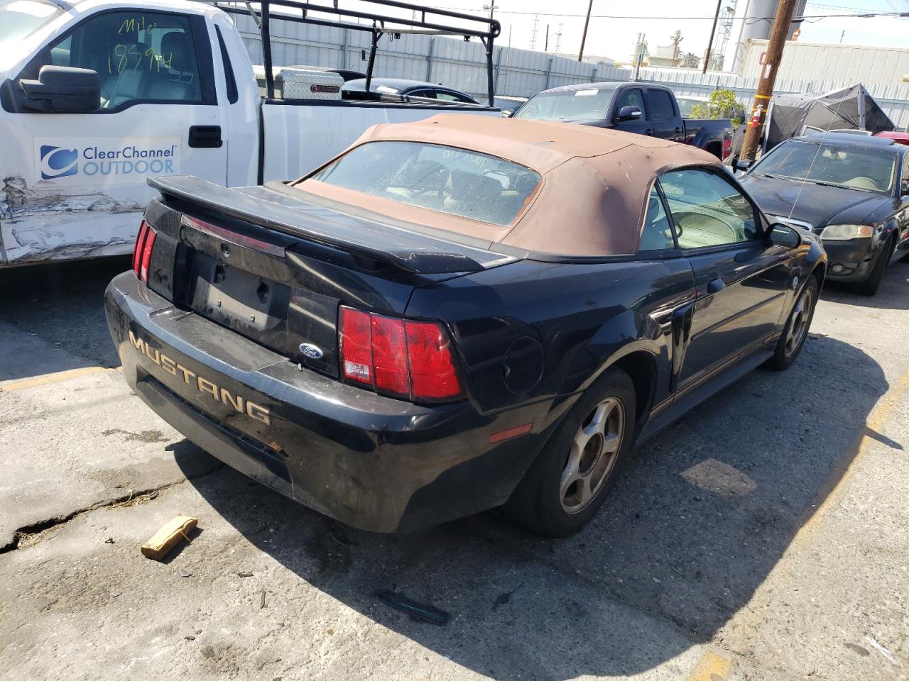 Photo 4 from auction – 2004 FORD MUSTANG with VIN 1FAFP44604F220503