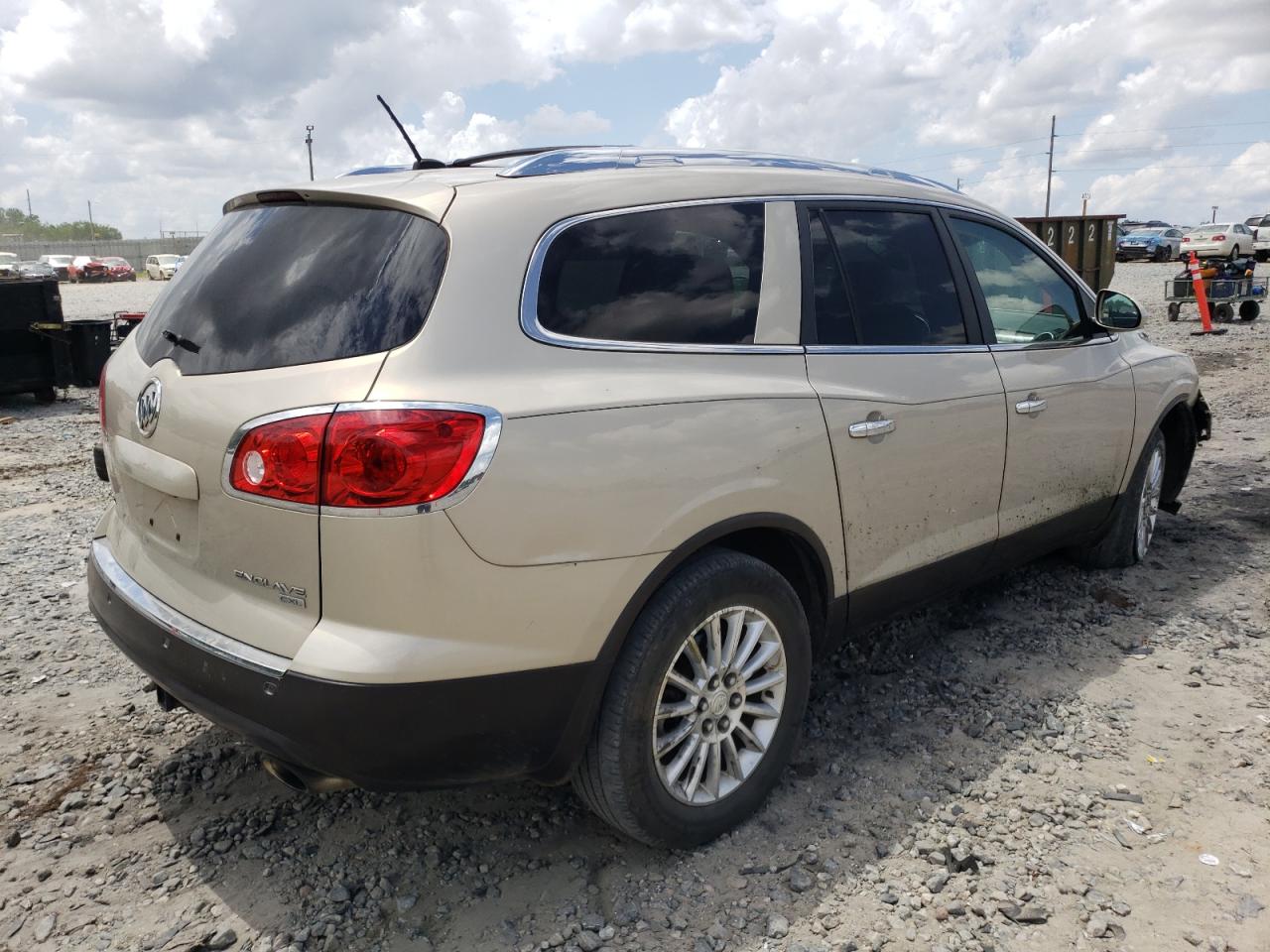 Photo 14 from auction – 2011 BUICK ENCLAVE CX with VIN 5GAKRBED9BJ293837