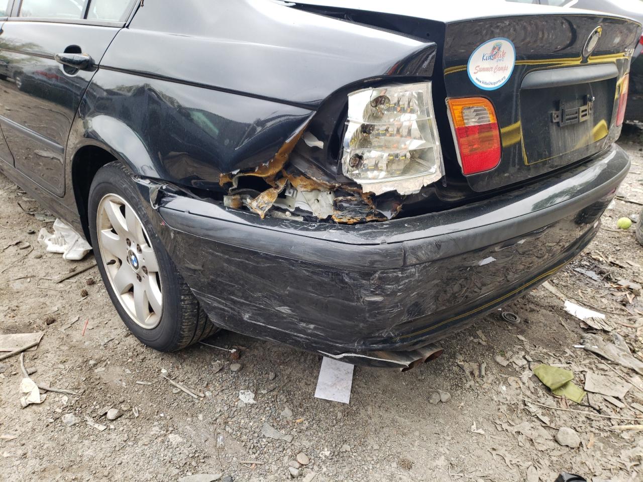 Photo 9 from auction – 2005 BMW 325 I with VIN WBAET37455NJ88917
