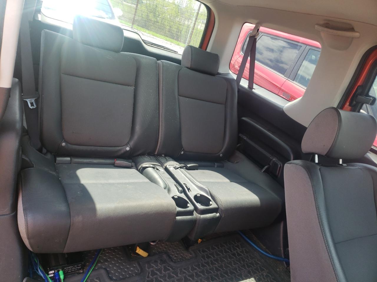 Photo 6 from auction – 2003 HONDA ELEMENT EX with VIN 5J6YH28543L020451