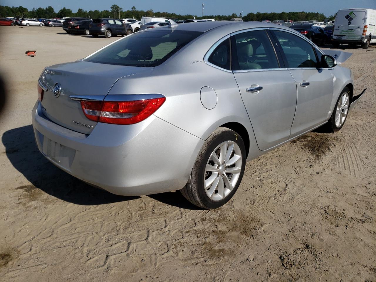 Photo 4 from auction – 2012 BUICK VERANO with VIN 1G4PP5SK2C4125077