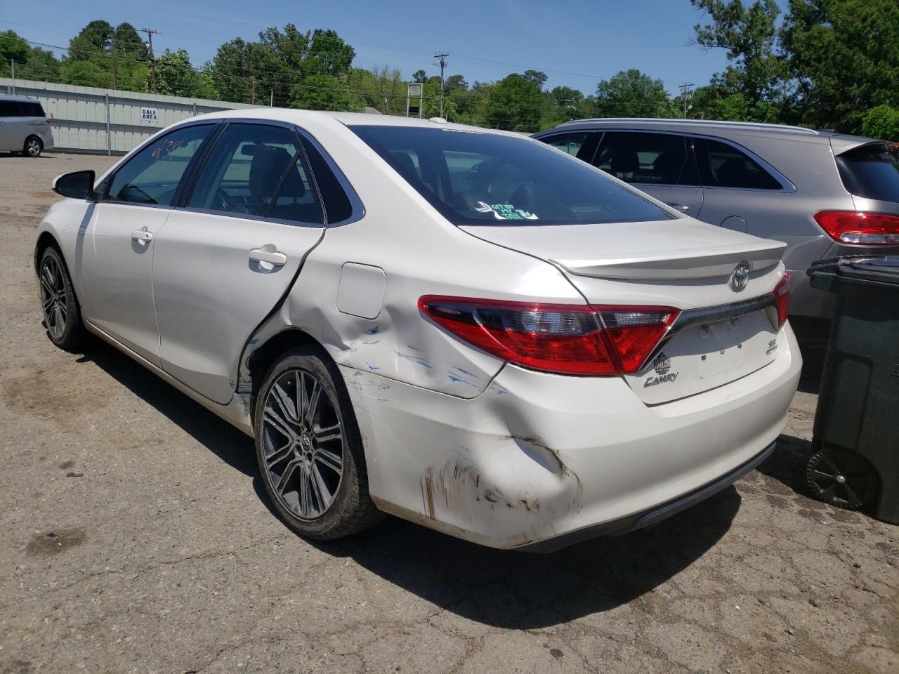 Photo 3 from auction – 2016 TOYOTA CAMRY LE with VIN 4T1BF1FKXGU155224