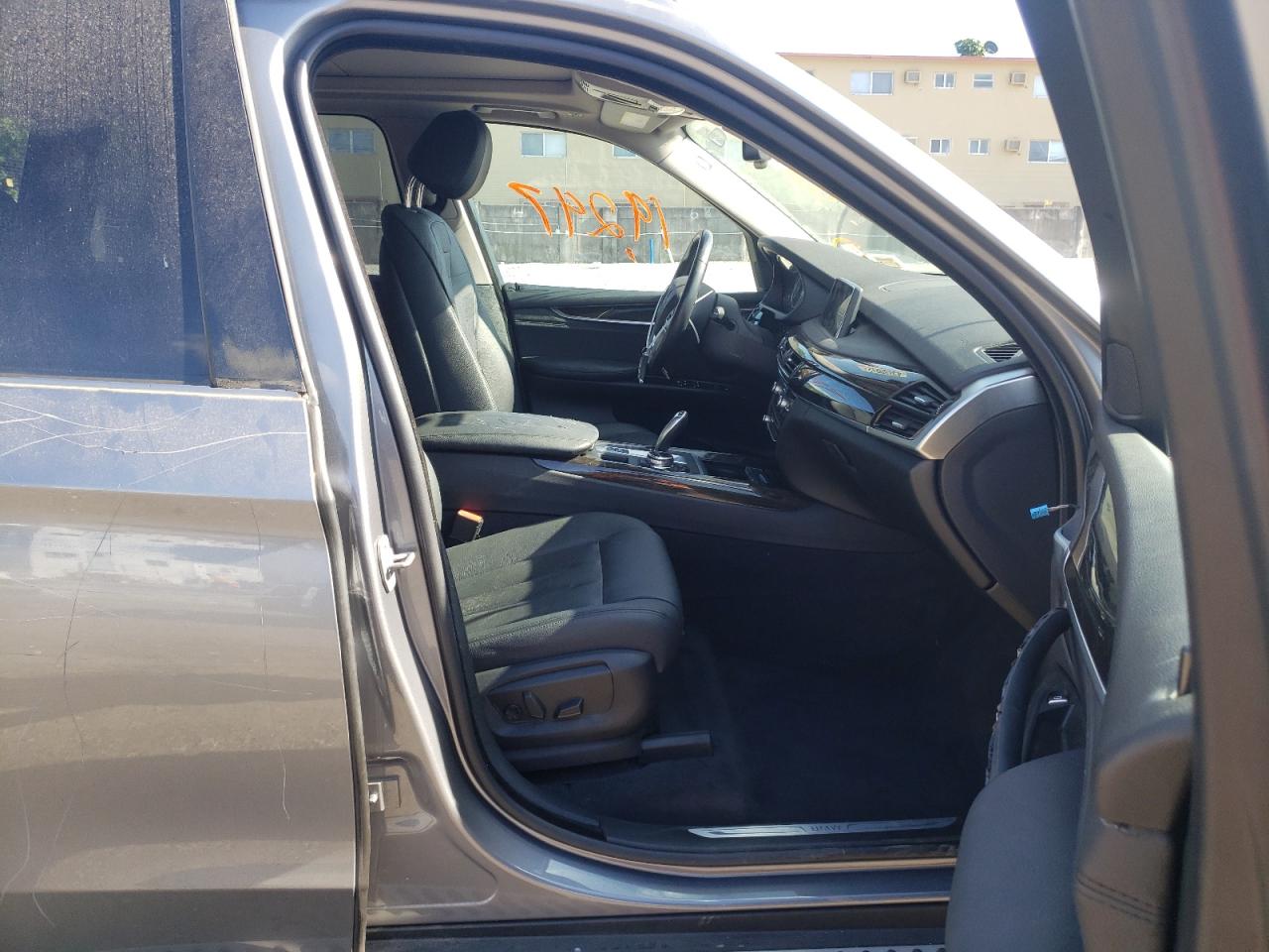 Photo 5 from auction – 2014 BMW X5 XDRIVE3 with VIN 5UXKR0C58E0C27869