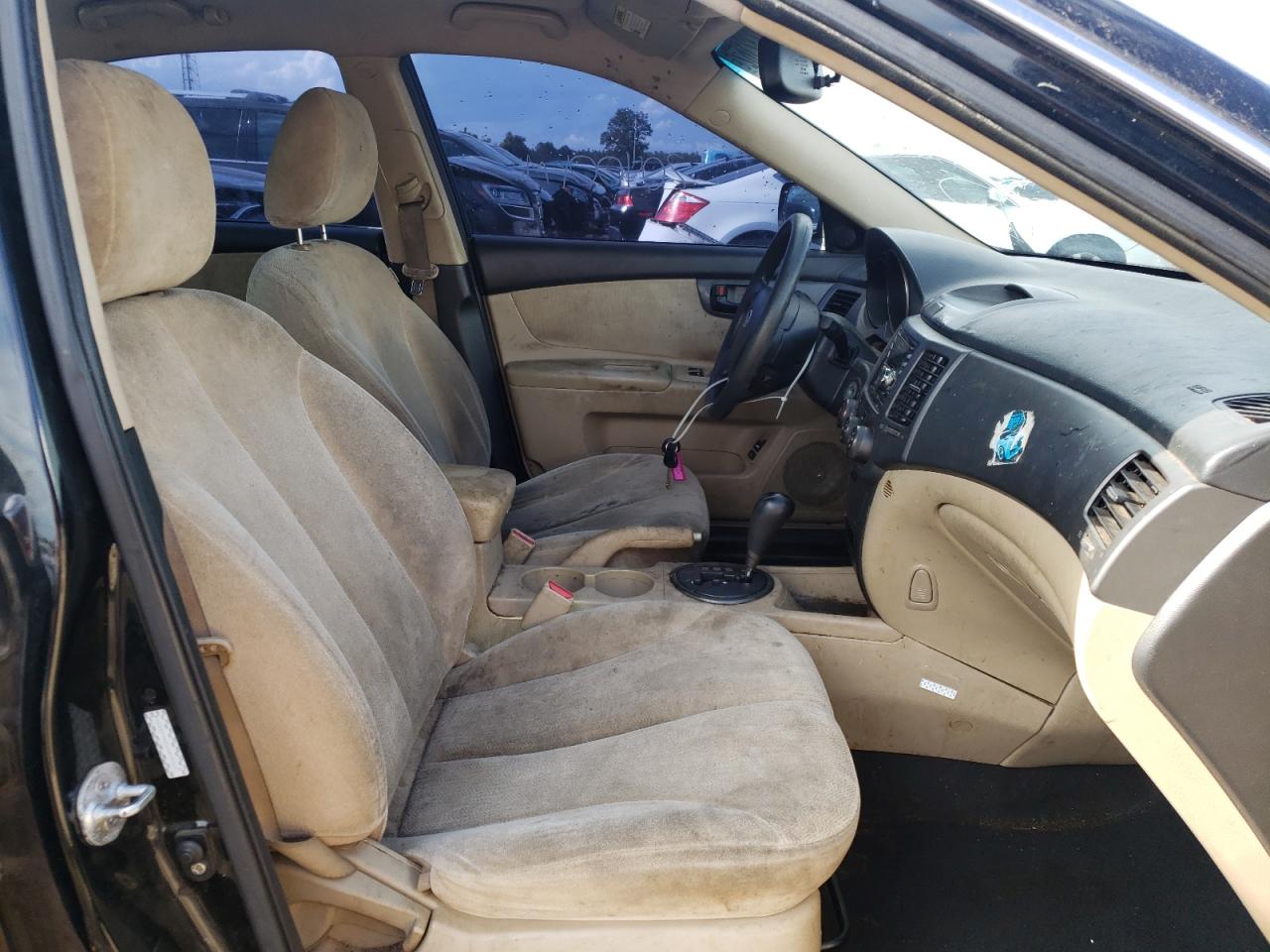 Photo 5 from auction – 2010 KIA OPTIMA LX with VIN KNAGG4A85A5435863
