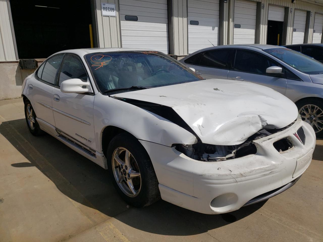 PONTIAC GRAND PRIX 2002 with VIN 1G2WP52K02F156450 - Photo from auction