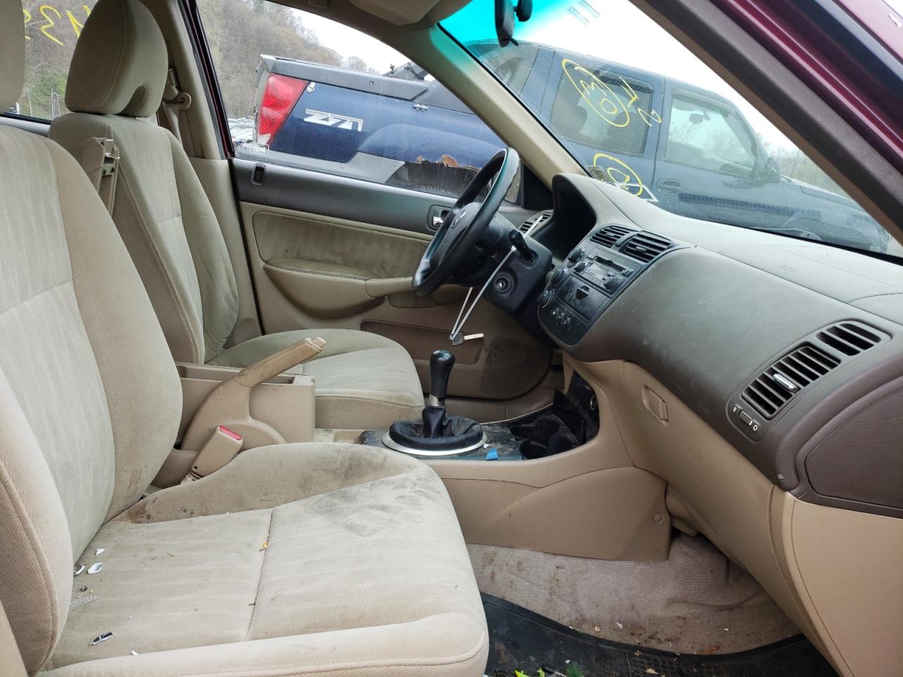 Photo 5 from auction – 2003 HONDA CIVIC LX with VIN 2HGES15523H596286