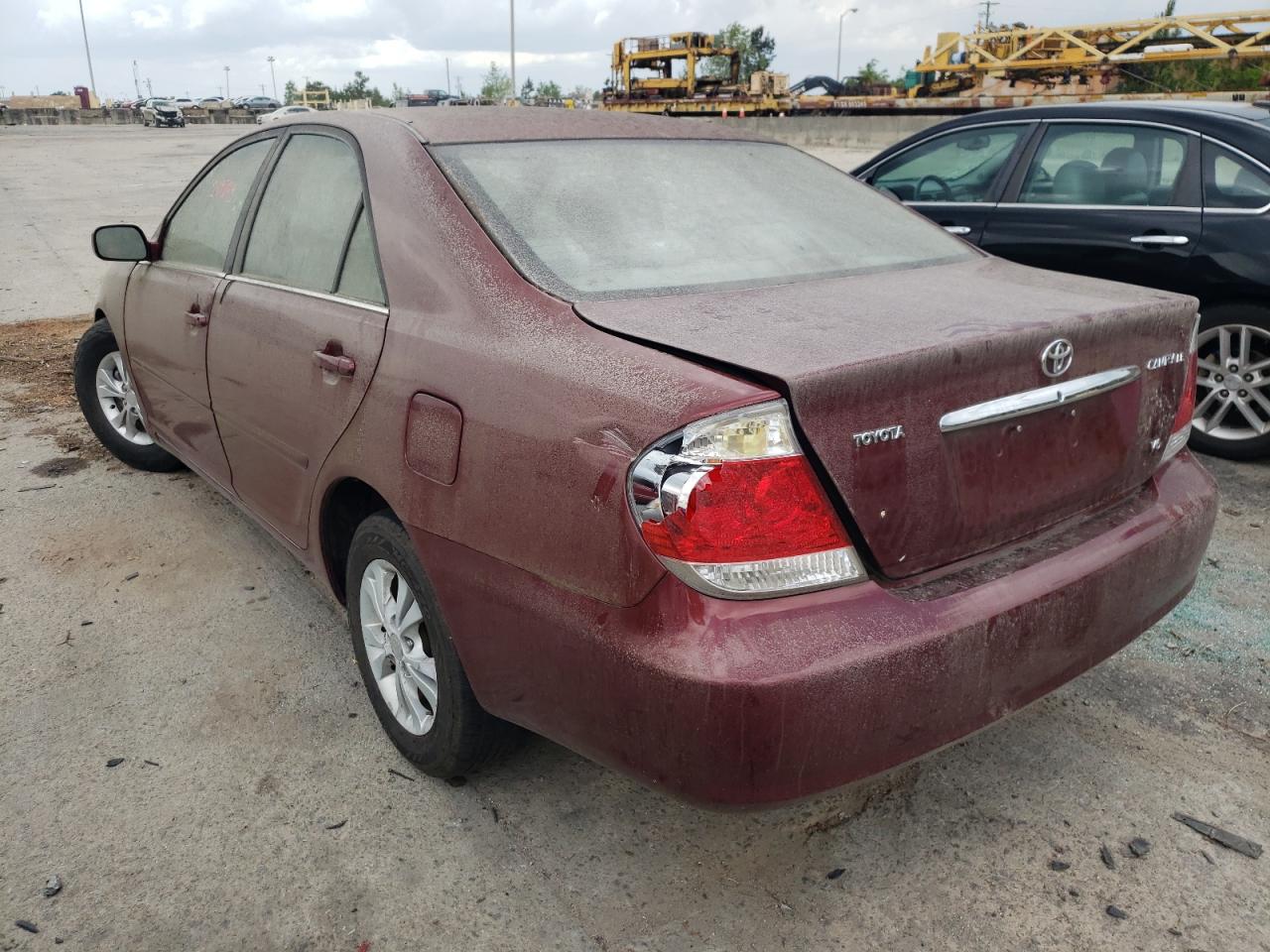 Photo 3 from auction – 2005 TOYOTA CAMRY LE with VIN 4T1BF32K45U099506