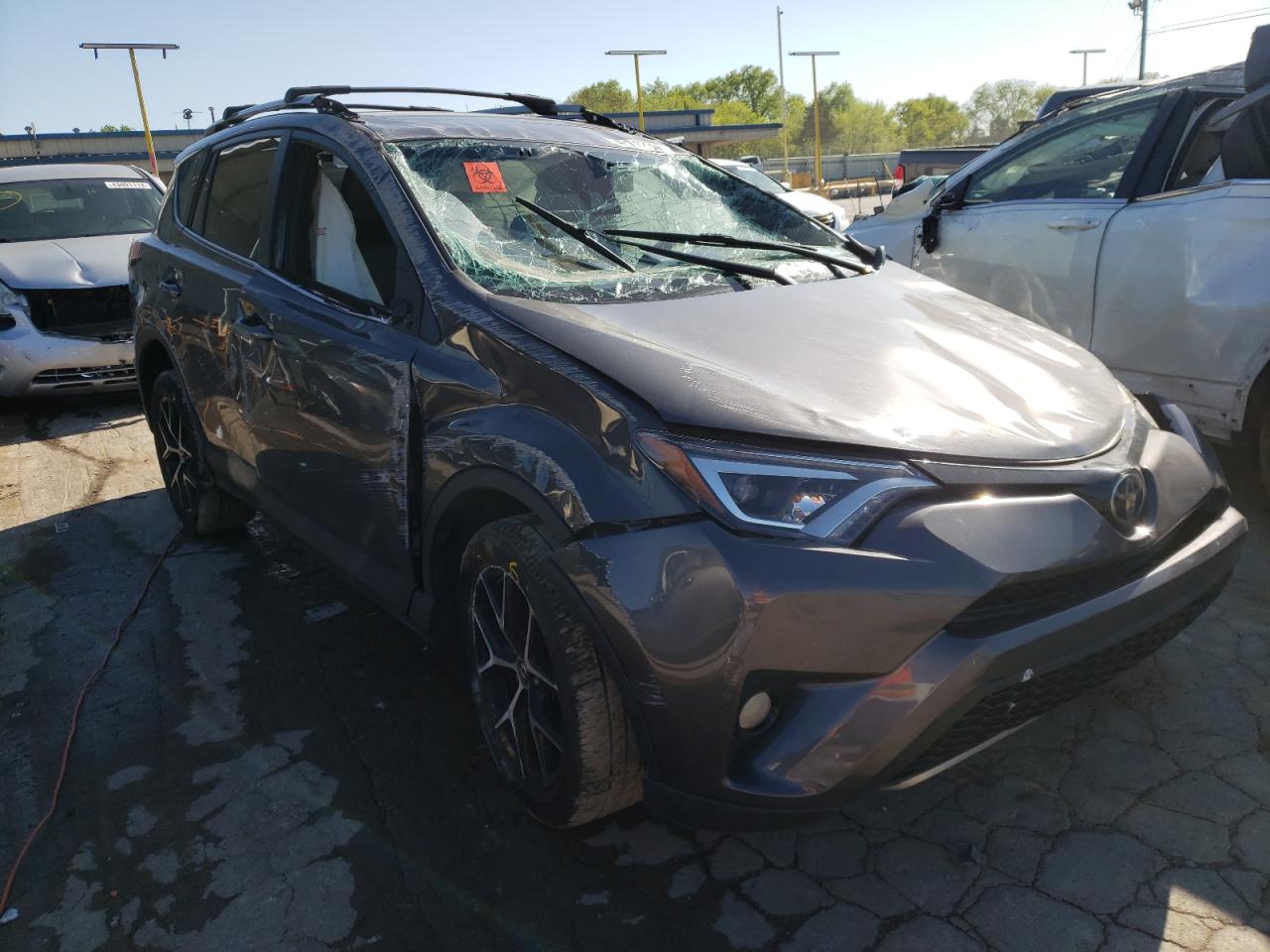 TOYOTA RAV4 SE 2017 with VIN 2T3JFREV2HW583013 - Photo from auction