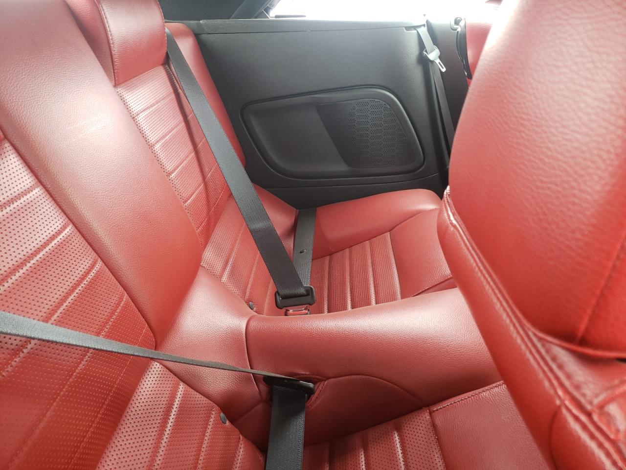 Photo 6 from auction – 2005 FORD MUSTANG with VIN 1ZVFT84N355244268