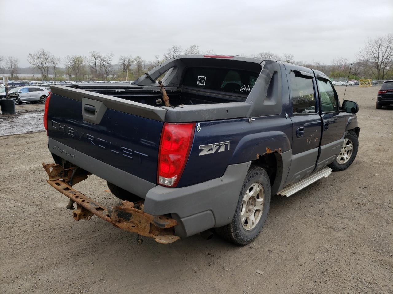 Photo 4 from auction – 2002 CHEVROLET AVALANCHE with VIN 3GNEK13T72G224903