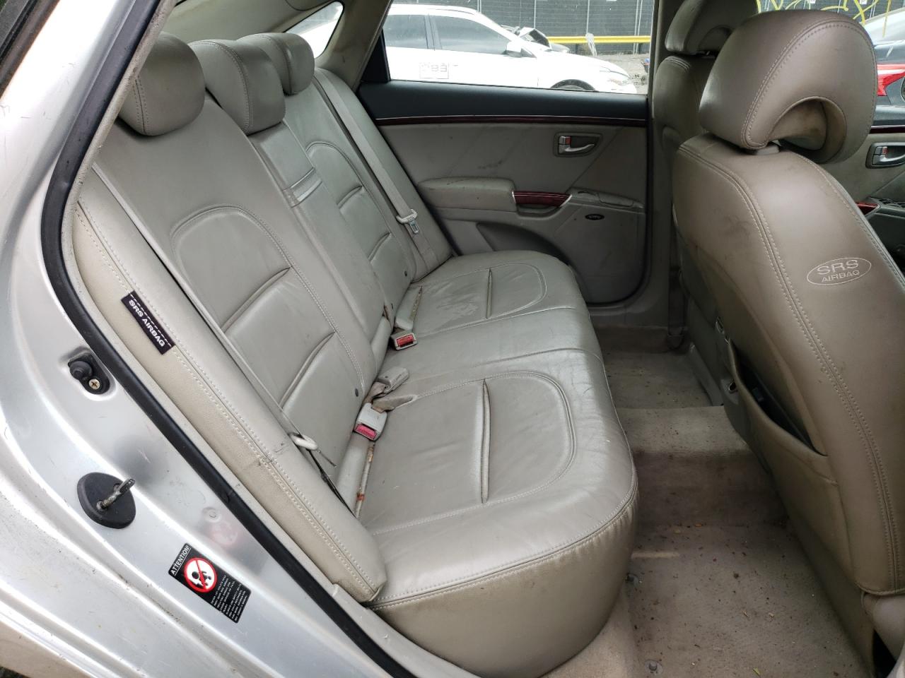 Photo 6 from auction – 2007 HYUNDAI AZERA SE with VIN KMHFC46F67A213328
