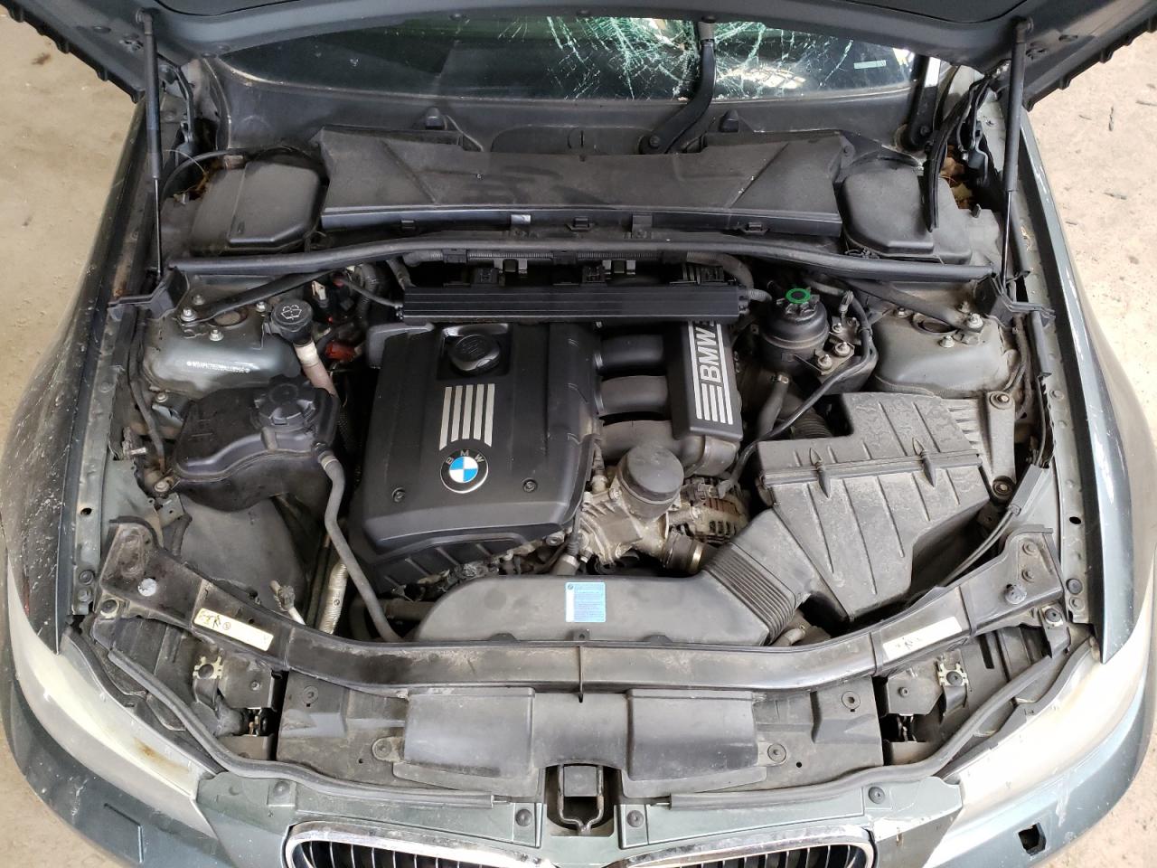 Photo 7 from auction – 2009 BMW 328 XI with VIN WBAPK73539A449296
