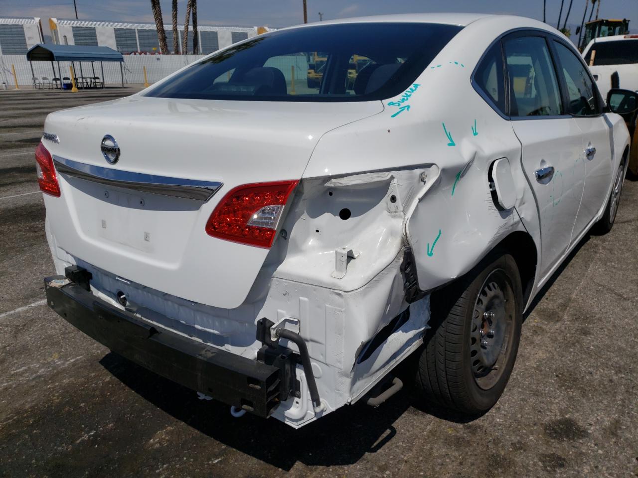 Photo 4 from auction – 2015 NISSAN SENTRA S with VIN 3N1AB7AP2FY238727