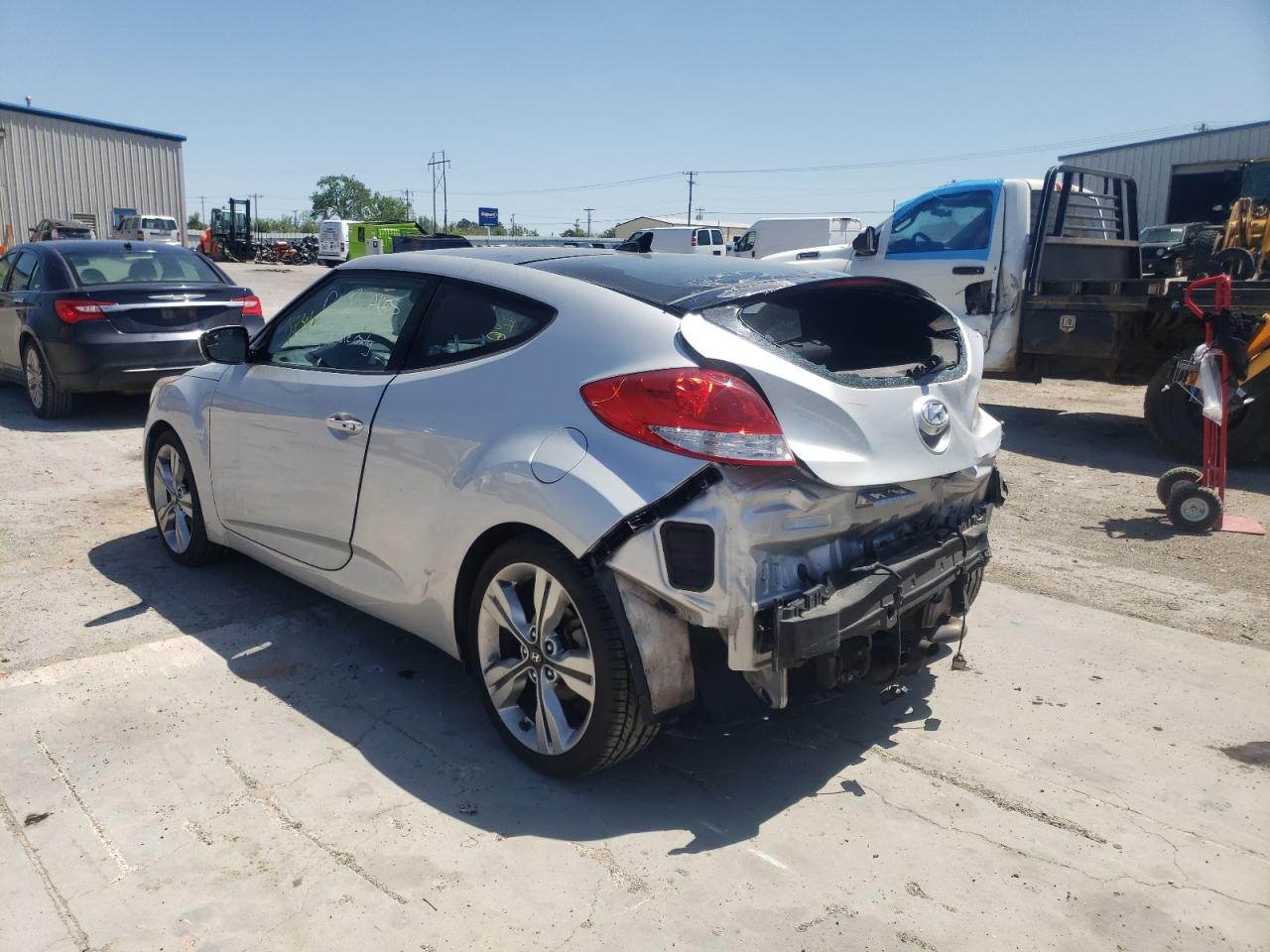 Photo 3 from auction – 2017 HYUNDAI VELOSTER with VIN KMHTC6AD2HU318209