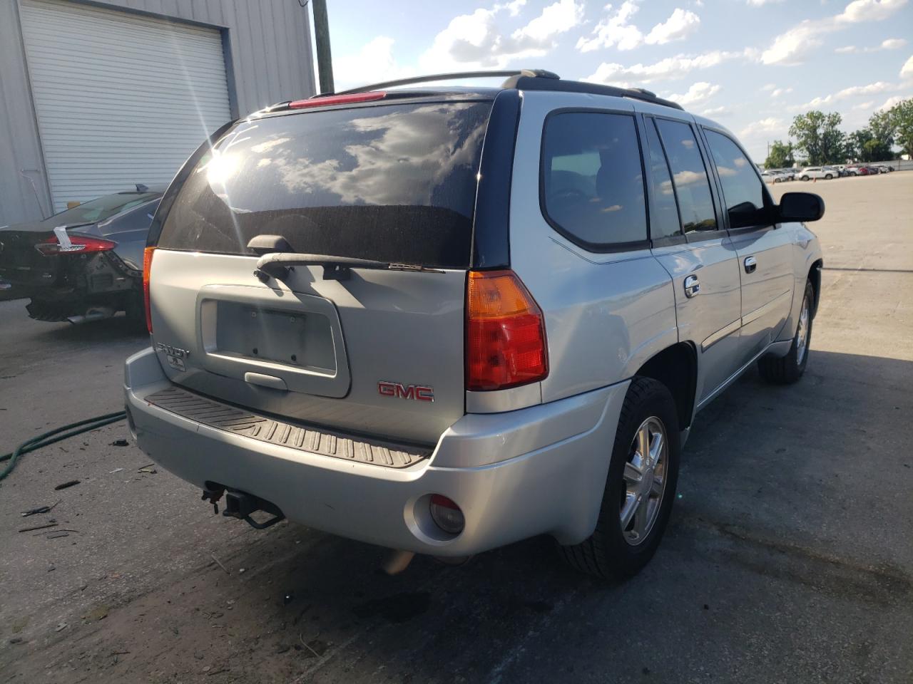 Photo 4 from auction – 2008 GMC ENVOY with VIN 1GKDS13S482181011