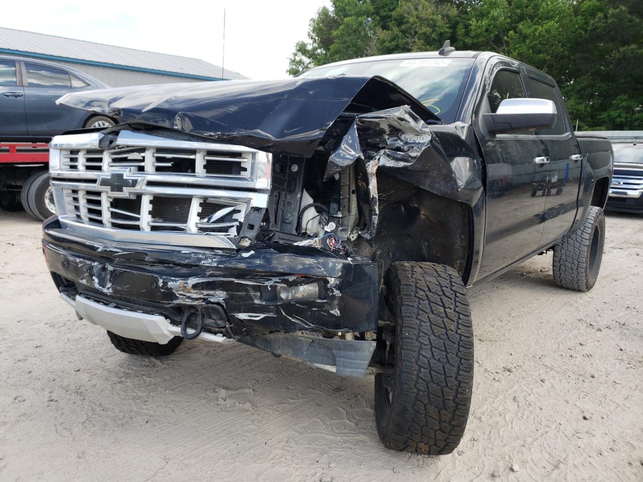 Photo 2 from auction – 2015 CHEVROLET SILVERADO with VIN 3GCUKSEC3FG186129