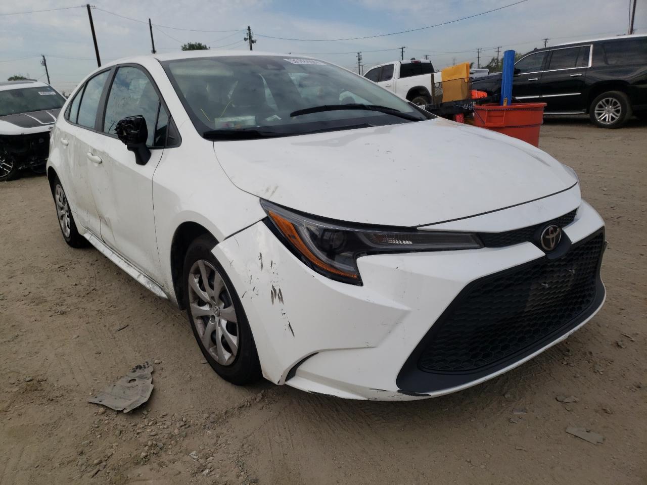 TOYOTA COROLLA LE 2020 with VIN 5YFEPRAE4LP116442 - Photo from auction