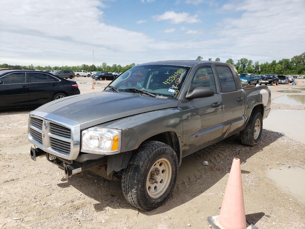 Photo 2 from auction – 2007 DODGE DAKOTA QUA with VIN 1D7HE28K17S160477