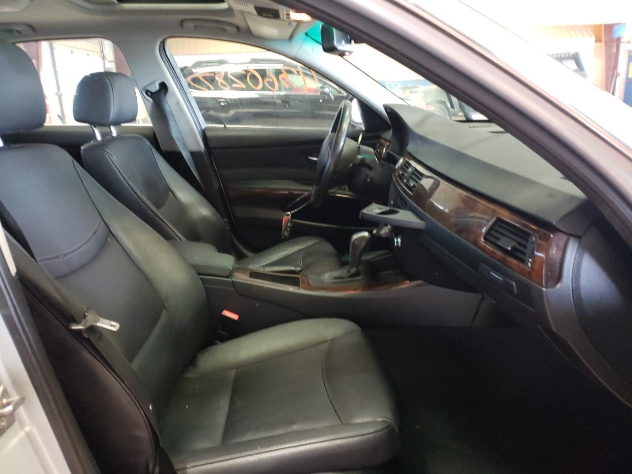 Photo 5 from auction – 2011 BMW 335 XI with VIN WBAPL5C58BA919121
