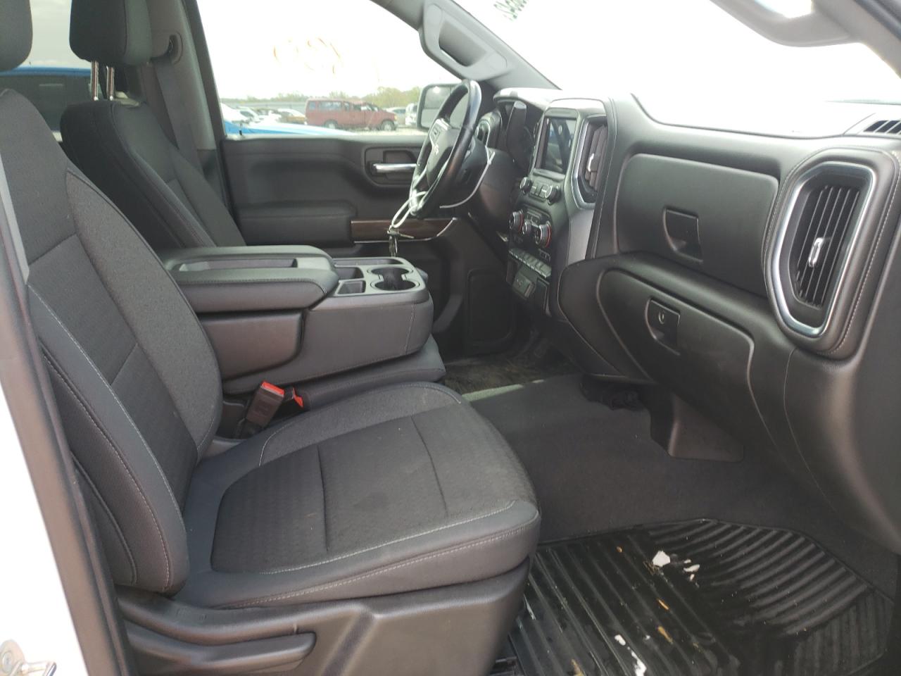 Photo 5 from auction – 2019 CHEVROLET SILVERADO with VIN 1GCUYDED3KZ214668