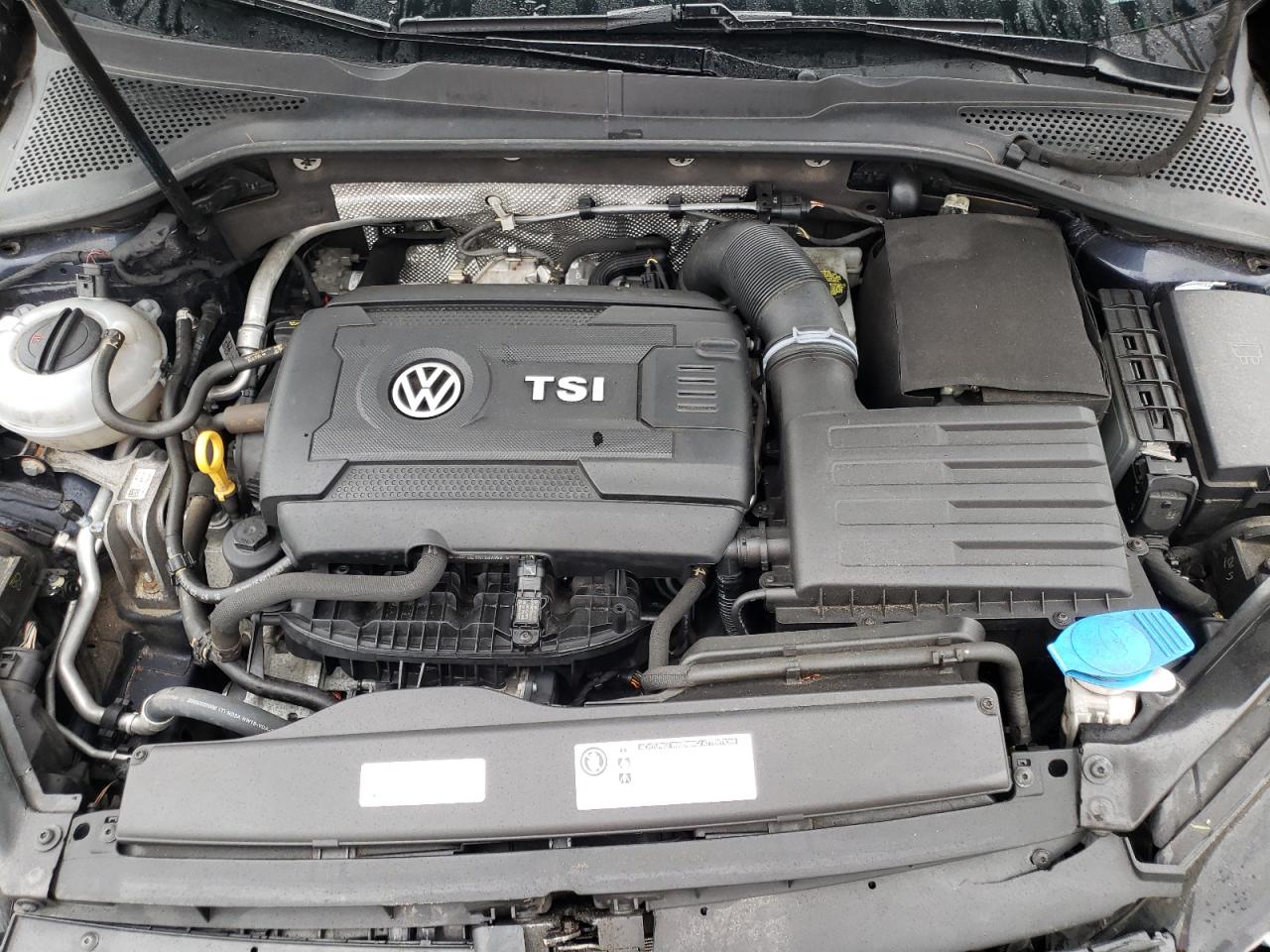 Photo 7 from auction – 2017 VOLKSWAGEN GOLF S with VIN 3VW217AU6HM060175