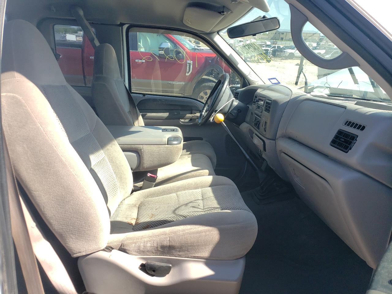 Photo 5 from auction – 2001 FORD F250 SUPER with VIN 1FTNX20F11EA41338
