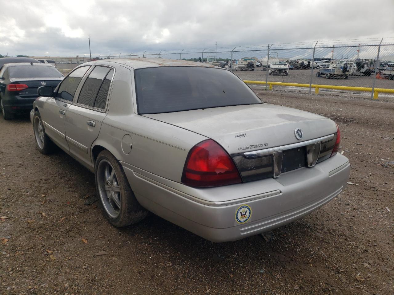Photo 3 from auction – 2006 MERCURY GRAND MARQ with VIN 2MEFM74V66X649873