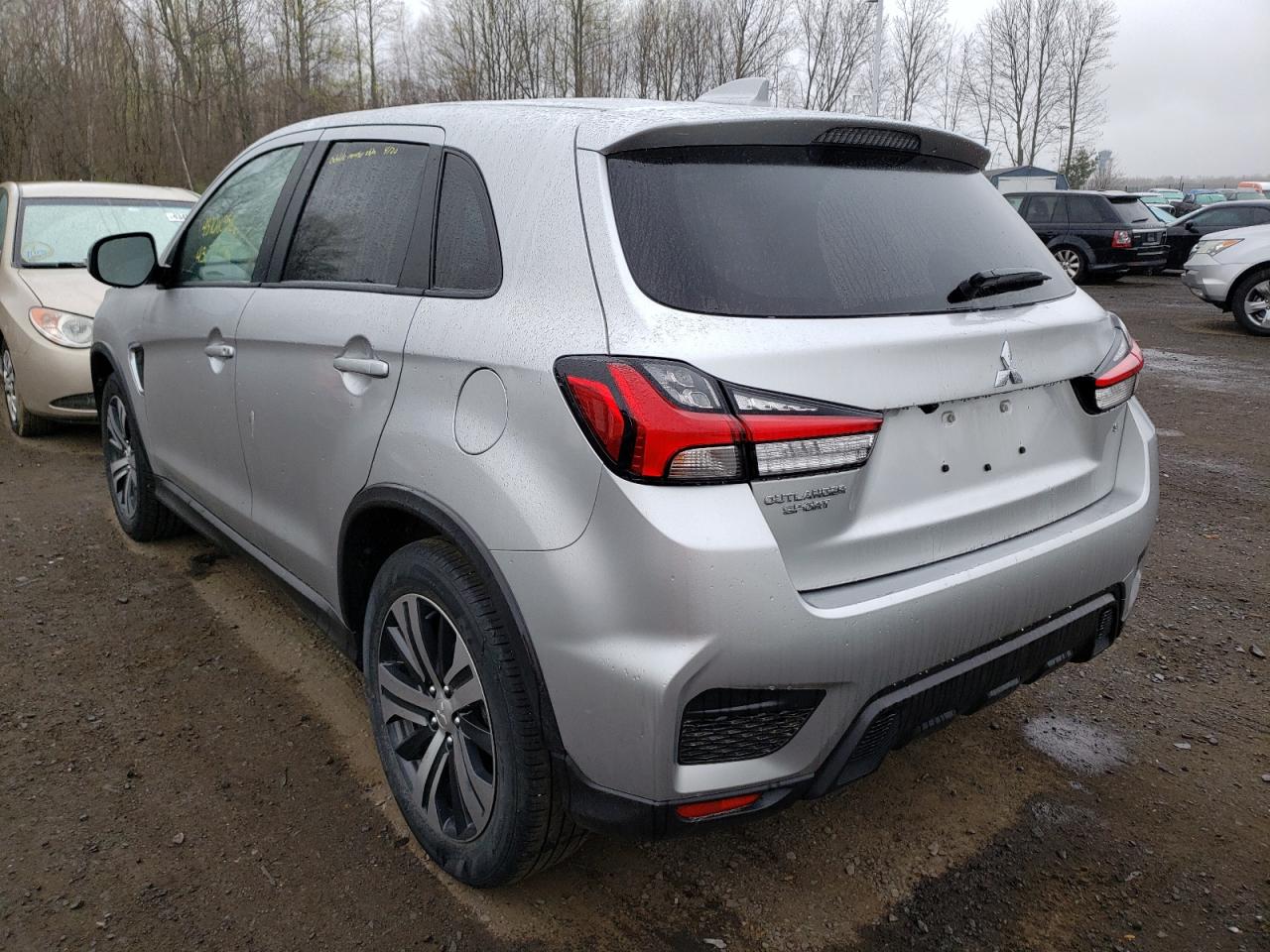 Photo 3 from auction – 2020 MITSUBISHI OUTLANDER with VIN JA4AP4AU4LU006464